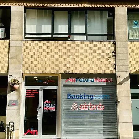 Διαμέρισμα Berga Exclusive 4 *